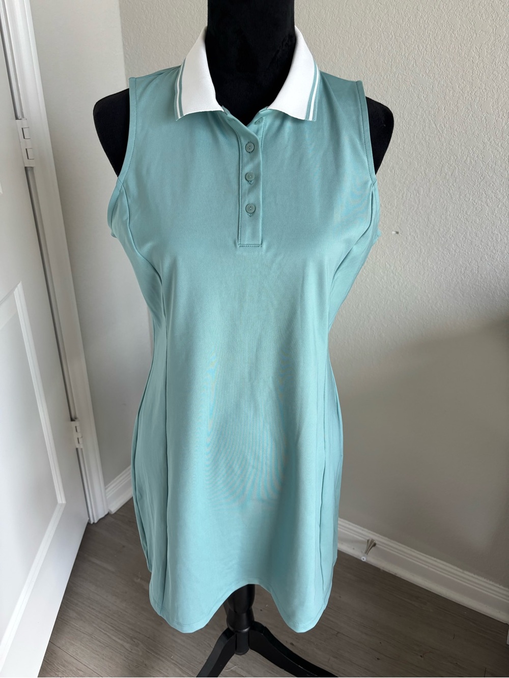 Tommy Bahama Women’s Golf & Tennis Collared Dress Size Medium